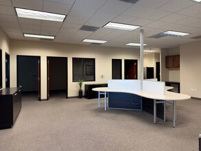5580 S Fort Apache Rd, Las Vegas, NV for lease Interior Photo- Image 2 of 3