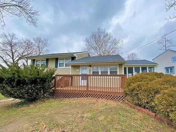 Portfolio of 28 Commercial Assets portfolio of 2 properties for sale on LoopNet.ca - Building Photo - Image 3 of 8