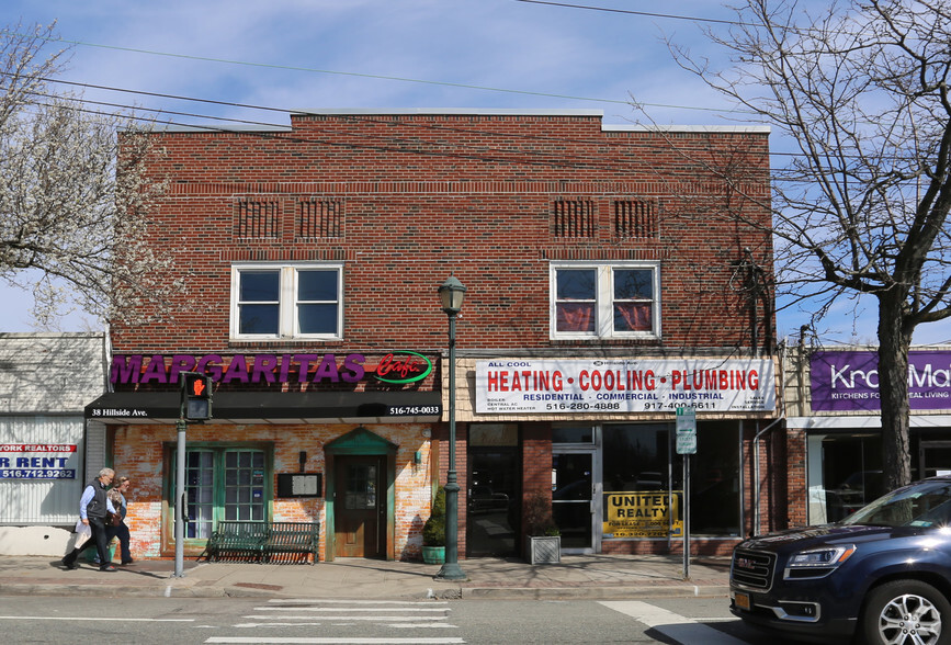 36-38 Hillside Ave, Williston Park, NY à vendre - Photo principale - Image 1 de 1