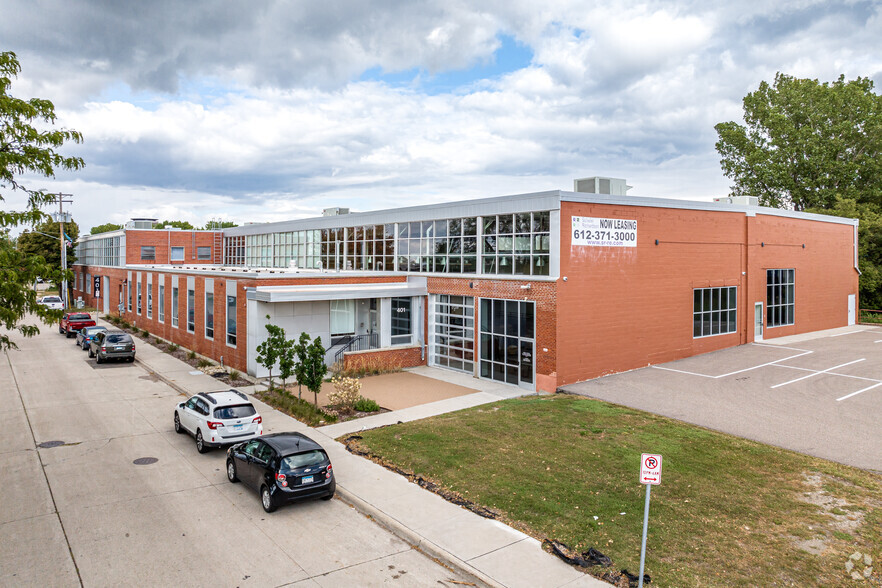 401 NE Harding St, Minneapolis, MN for sale - Building Photo - Image 1 of 1