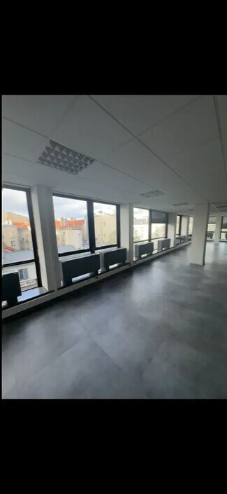 Plus de détails pour Bureau à vendre