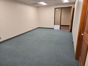 2653-2699 Commercial St SE, Salem, OR for lease Interior Photo- Image 1 of 6