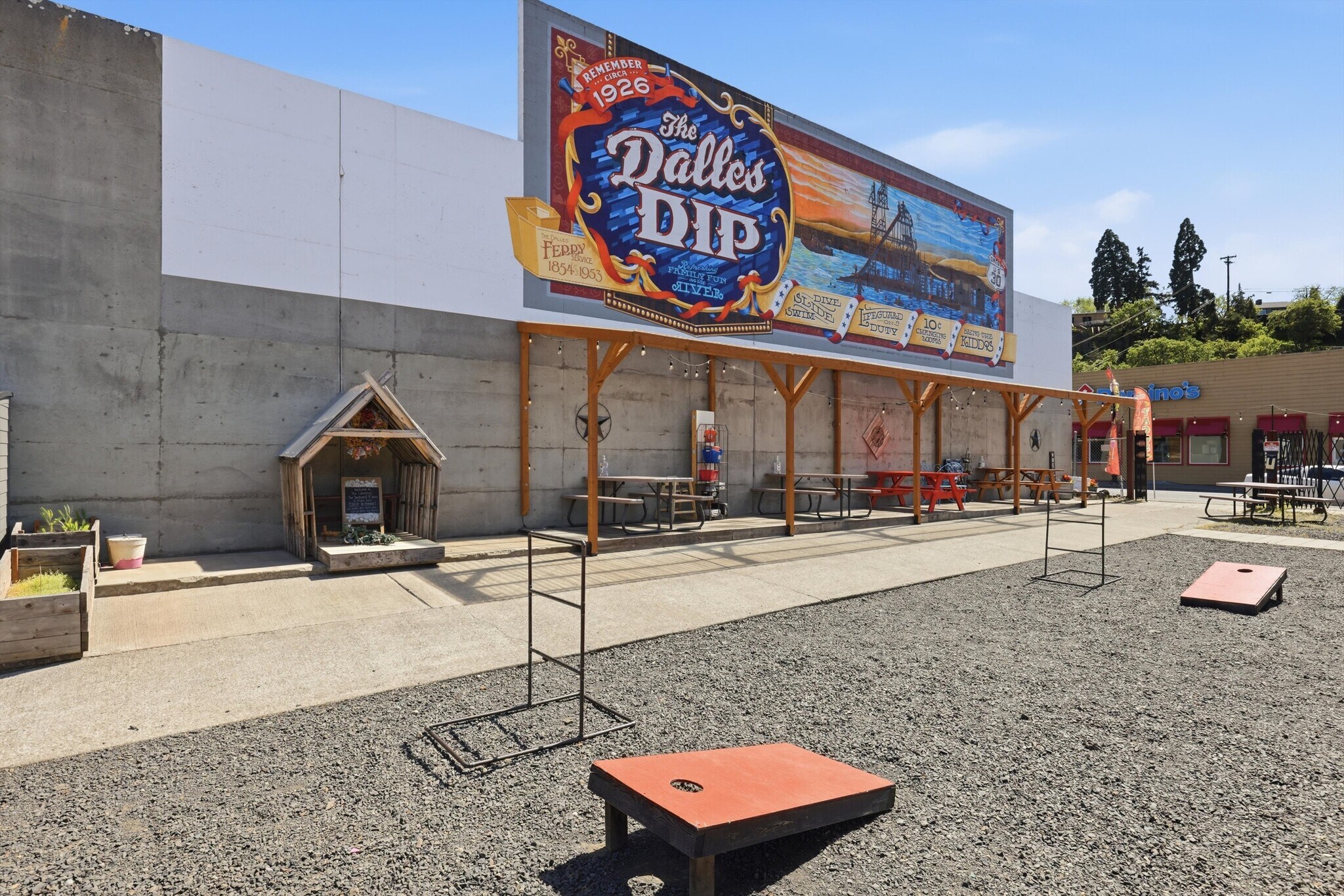 801 E 2nd St, The Dalles, OR à vendre Photo du bâtiment- Image 1 de 18
