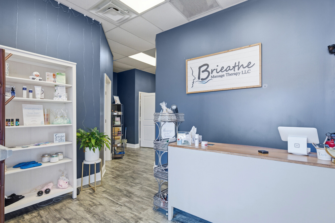 5472-5486 Southern Maryland Blvd, Lothian, MD 20711 - Unité 2 - - Photo intérieure - Image 1 of 22