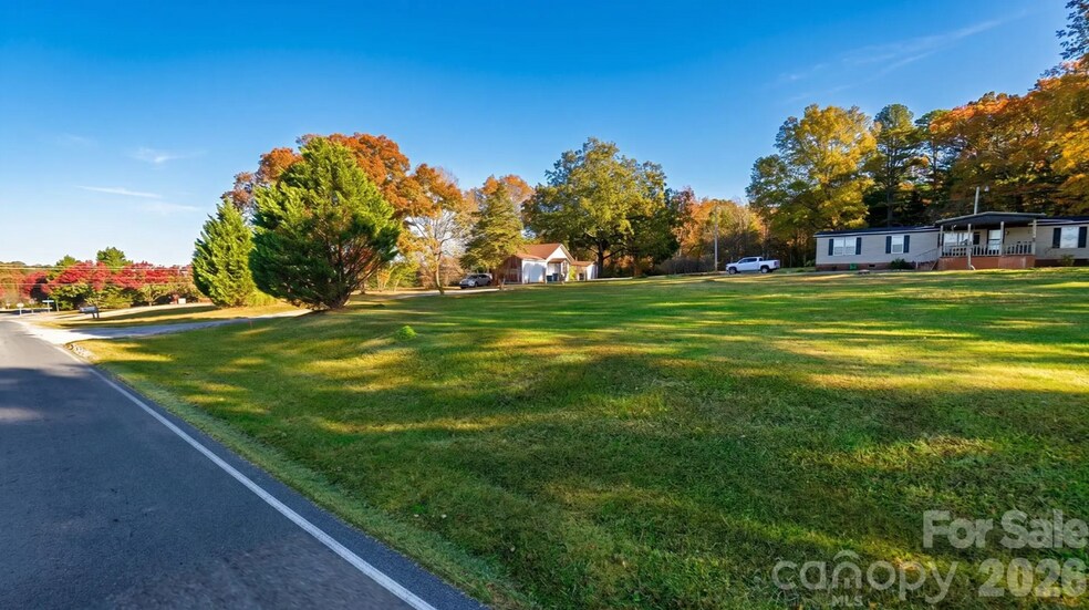 125 Plyler Rd, Indian Trail, NC à vendre - Photo du bâtiment - Image 3 de 10