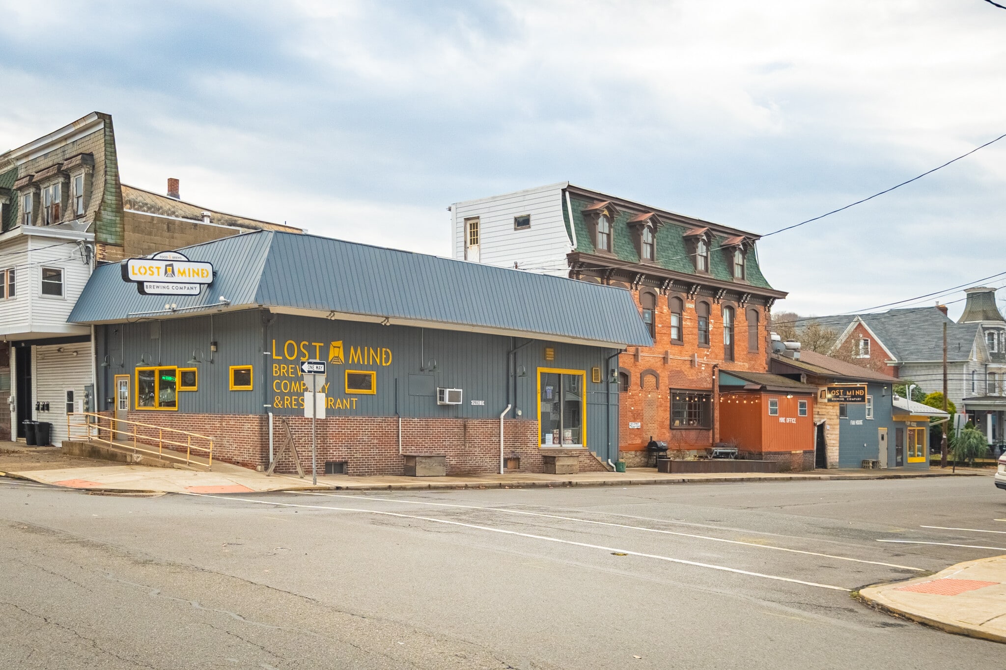100 S Market St, Shamokin, PA for sale Primary Photo- Image 1 of 4