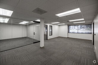 500 S Kraemer Blvd, Brea, CA for lease Interior Photo- Image 1 of 4