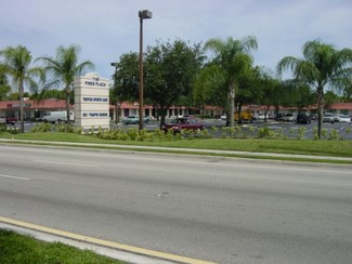 More details for 7100 Pines Blvd, Pembroke Pines, FL - Retail for Lease