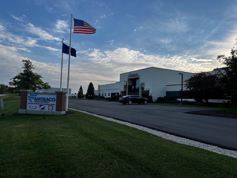 4221 Courtney Rd, Franksville, WI for lease - Building Photo - Image 3 of 4