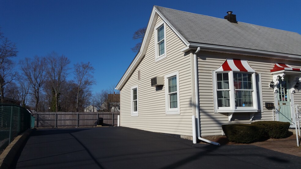 267 Washington St, Weymouth, MA à vendre - Photo du bâtiment - Image 1 de 1