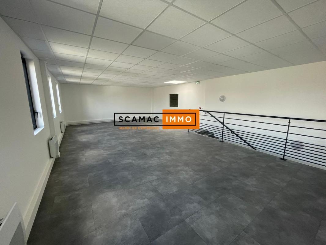 Industrial in Les Mureaux for lease Interior Photo- Image 1 of 13