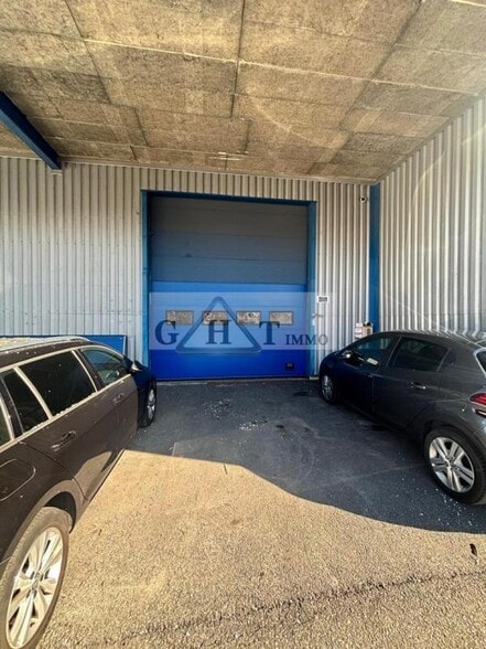 Industrial in Gennevilliers for lease - Building Photo - Image 1 of 10
