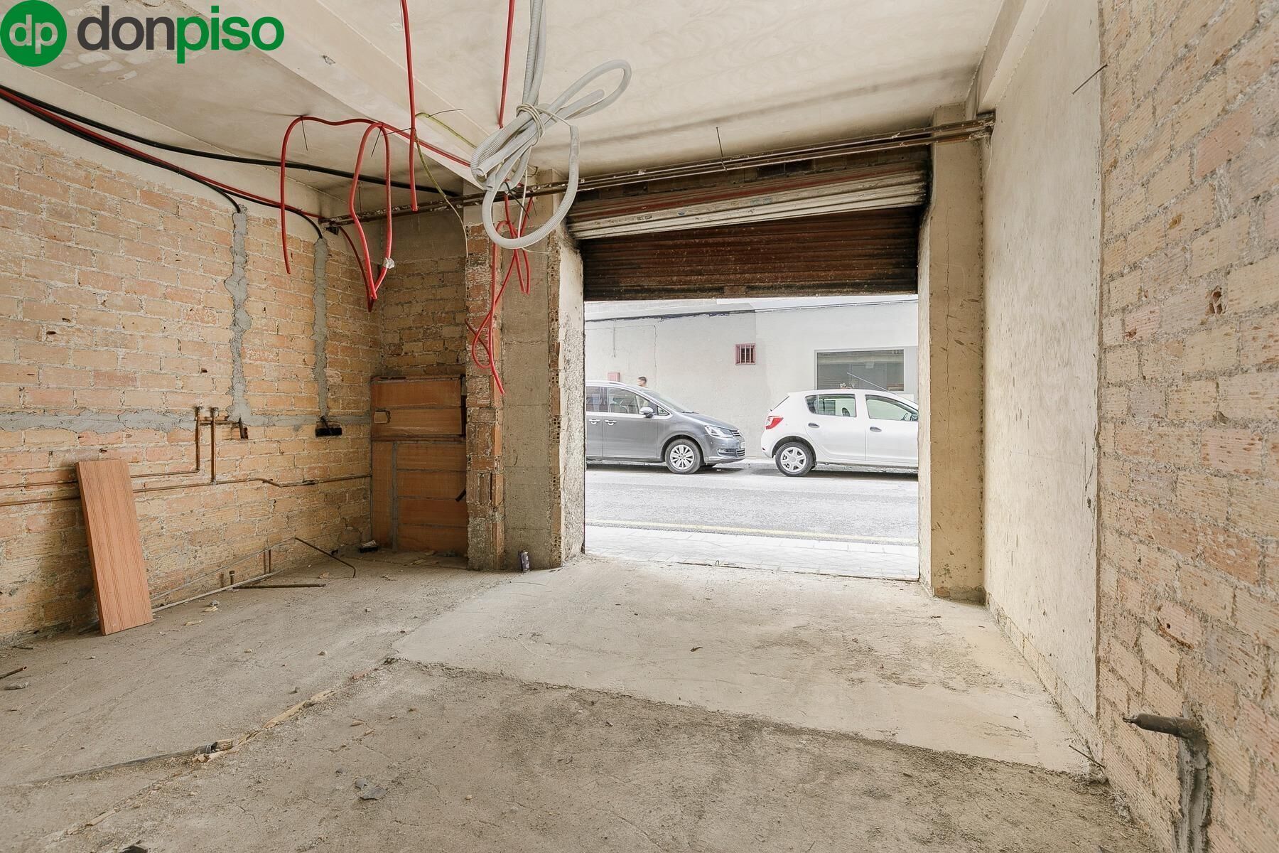 Calle Tierra del Fuego, 1-1, Granada, Granada for sale Interior Photo- Image 1 of 8