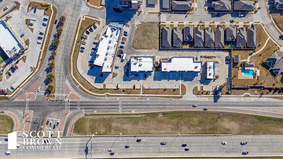 2836 State 121 Hwy, The Colony, TX à louer - Photo du bâtiment - Image 3 de 5