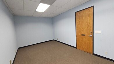 1010 E Union St, Pasadena, CA for lease Interior Photo- Image 1 of 5