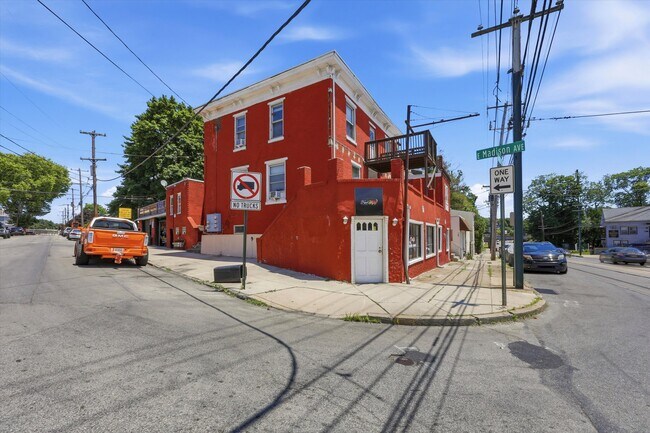 More details for 401 S Springfield Rd, Clifton Heights, PA - Retail for Sale