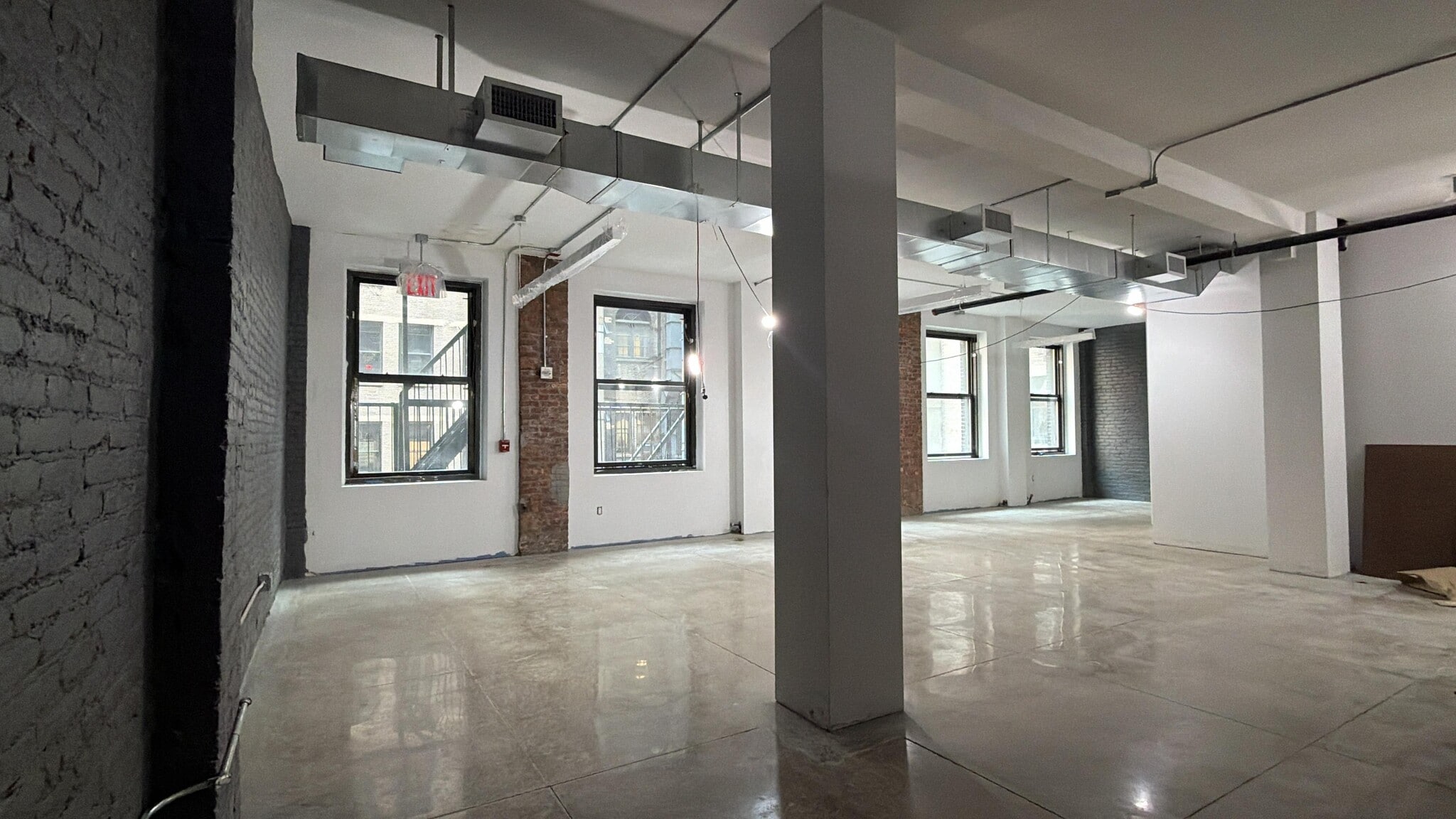 160 Broadway, New York, NY for lease Interior Photo- Image 1 of 1