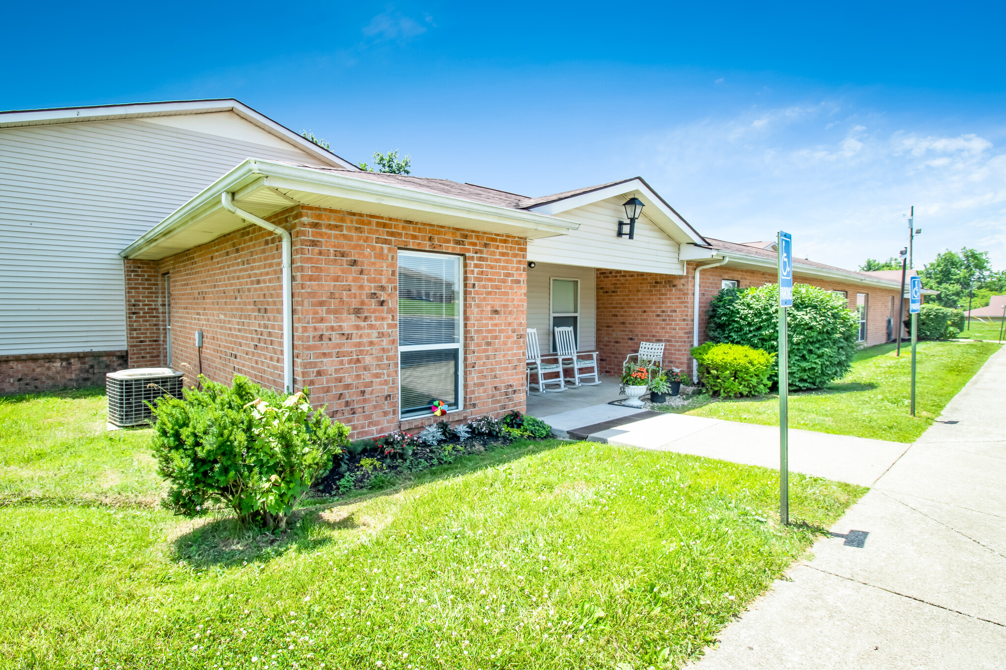 108 Richmond Green Dr, Richmond, KY for sale Building Photo- Image 1 of 1