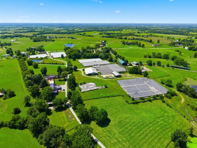 Plus de détails pour 1895 Clintonville Rd, Paris, KY - Spécialité à vendre