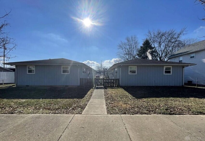 3218 Illinois Ave, Middletown, OH à vendre - Photo principale - Image 1 de 15