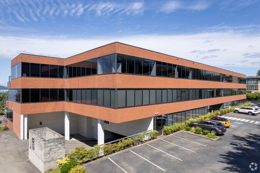 5808 Lake Washington Blvd, Kirkland, WA for lease - Building Photo - Image 1 of 4