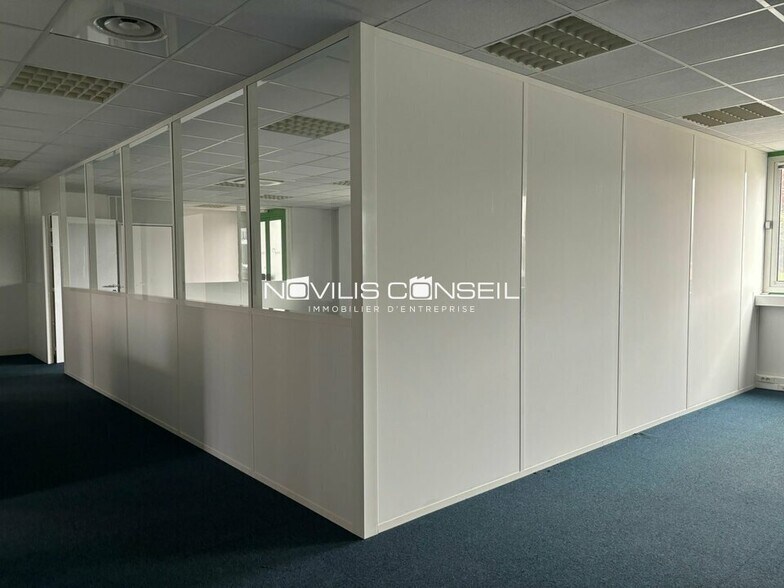 Office in Labège for lease - Interior Photo - Image 3 of 7