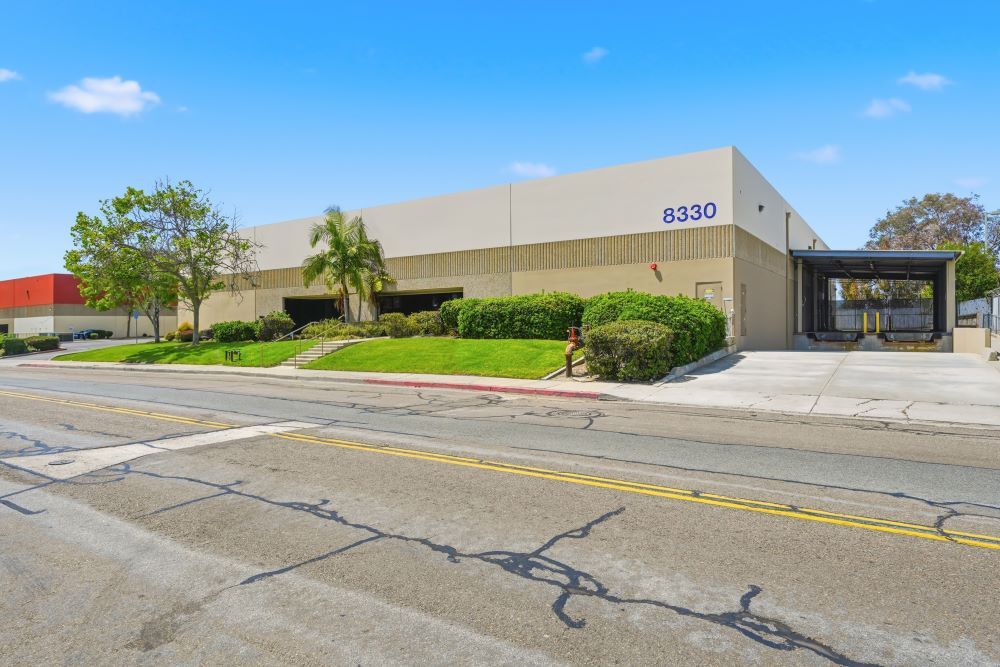 8330 Miralani Dr, San Diego, CA à louer Photo principale- Image 1 de 7