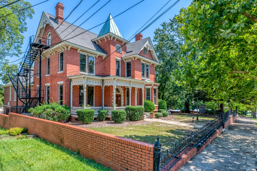 631 S Hull St, Montgomery, AL à vendre - Photo du bâtiment - Image 3 de 14