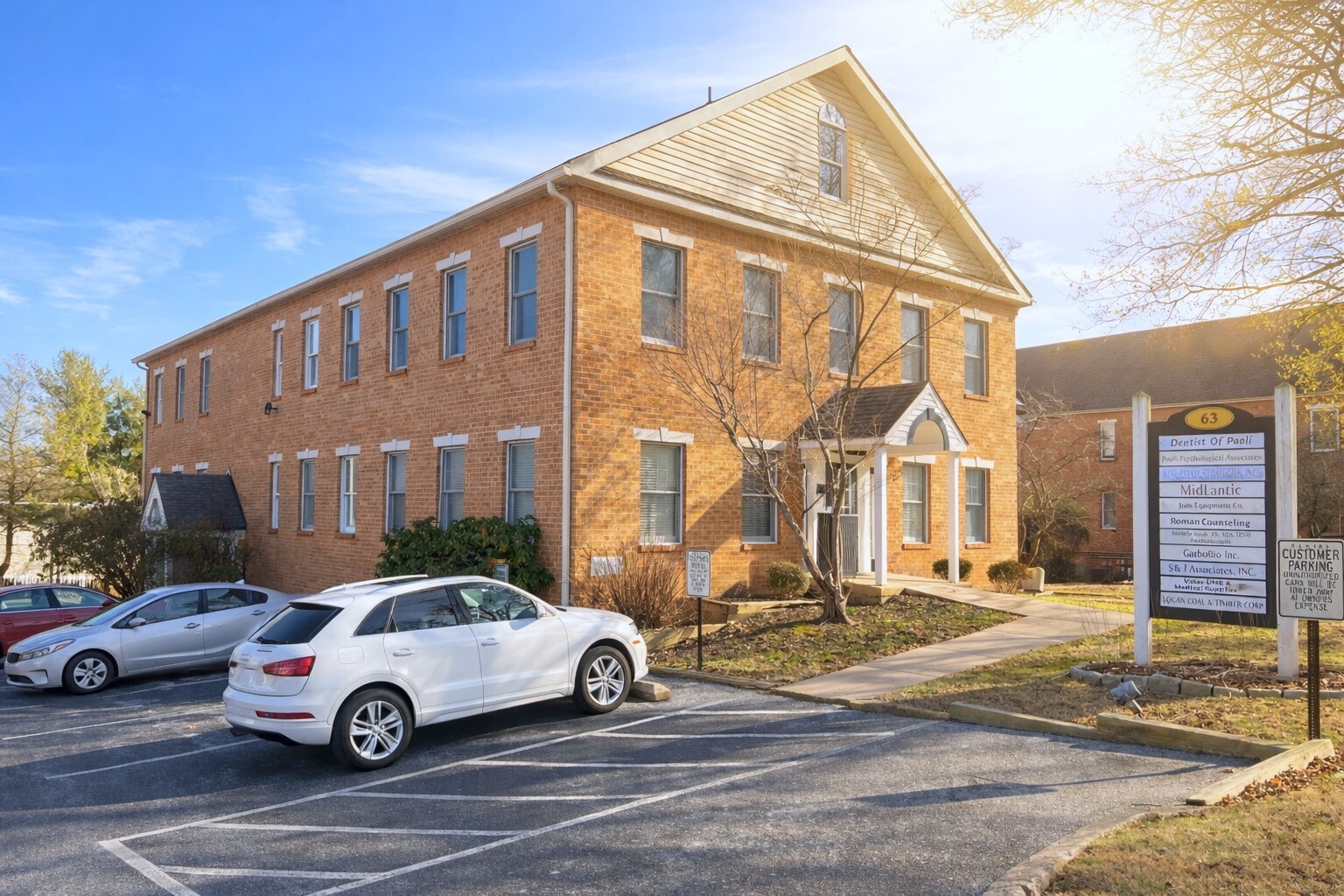 63 Chestnut Rd, Paoli, PA for lease Interior Photo- Image 1 of 6