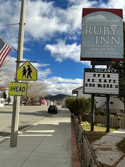 333 Main St, Bridgeport, CA for sale - Building Photo - Image 2 of 16