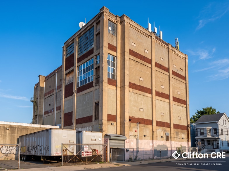 22 Mercer St, Paterson, NJ for lease - Building Photo - Image 1 of 9
