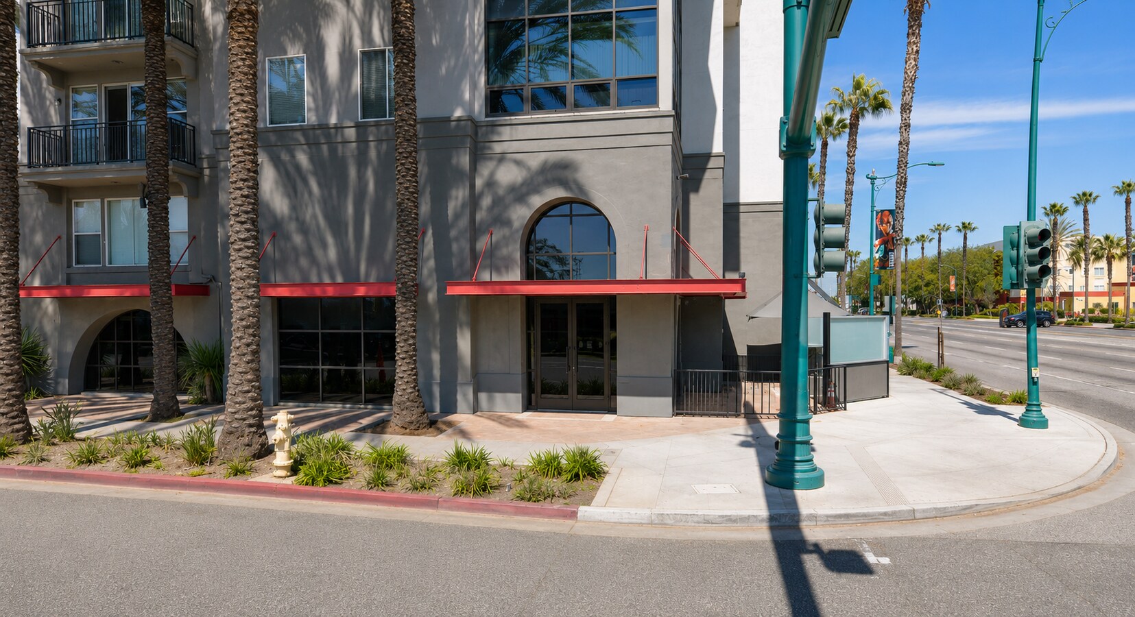1801 E katella Ave, Anaheim, CA 92805 - Unit 1001 - - Interior Photo - Image 1 of 6