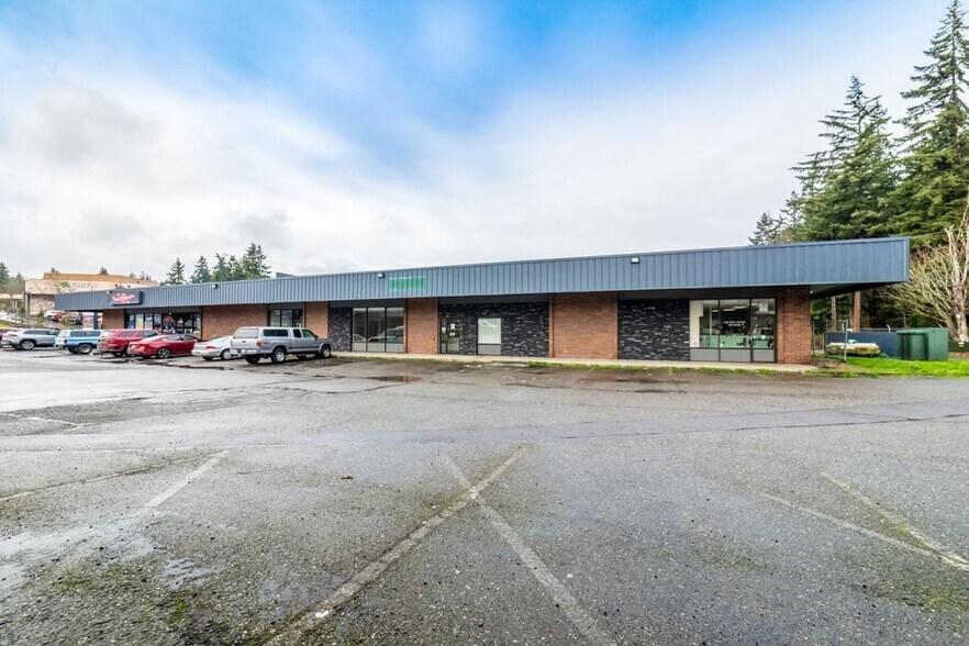 1605 E Front St, Port Angeles, WA à louer - Photo du bâtiment - Image 2 de 5