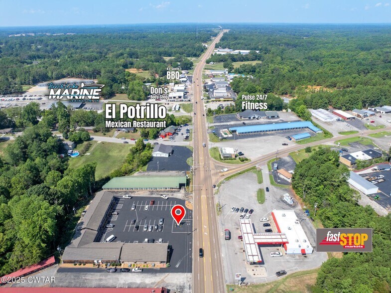 777 W Church St, Lexington, TN à vendre - Photo du bâtiment - Image 2 de 24