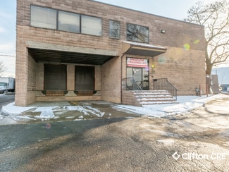 Plus de détails pour 231 Clifton Blvd, Clifton, NJ - Industriel à louer