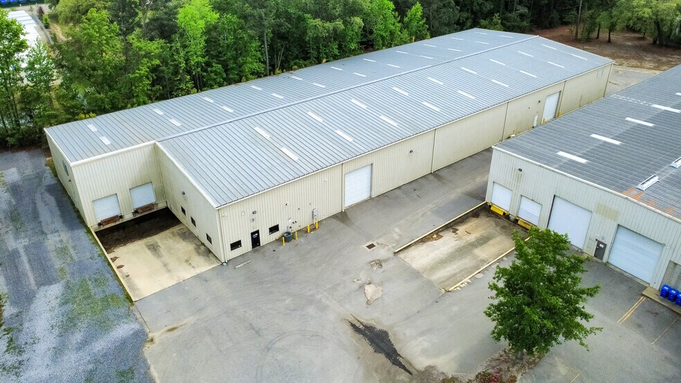 3241 Benchmark Dr, Ladson, SC for sale - Building Photo - Image 2 of 6