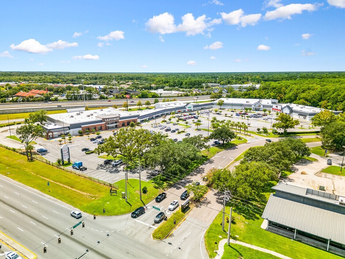 6000 Lake Gray Blvd, Jacksonville, FL à louer Photo principale- Image 1 de 20