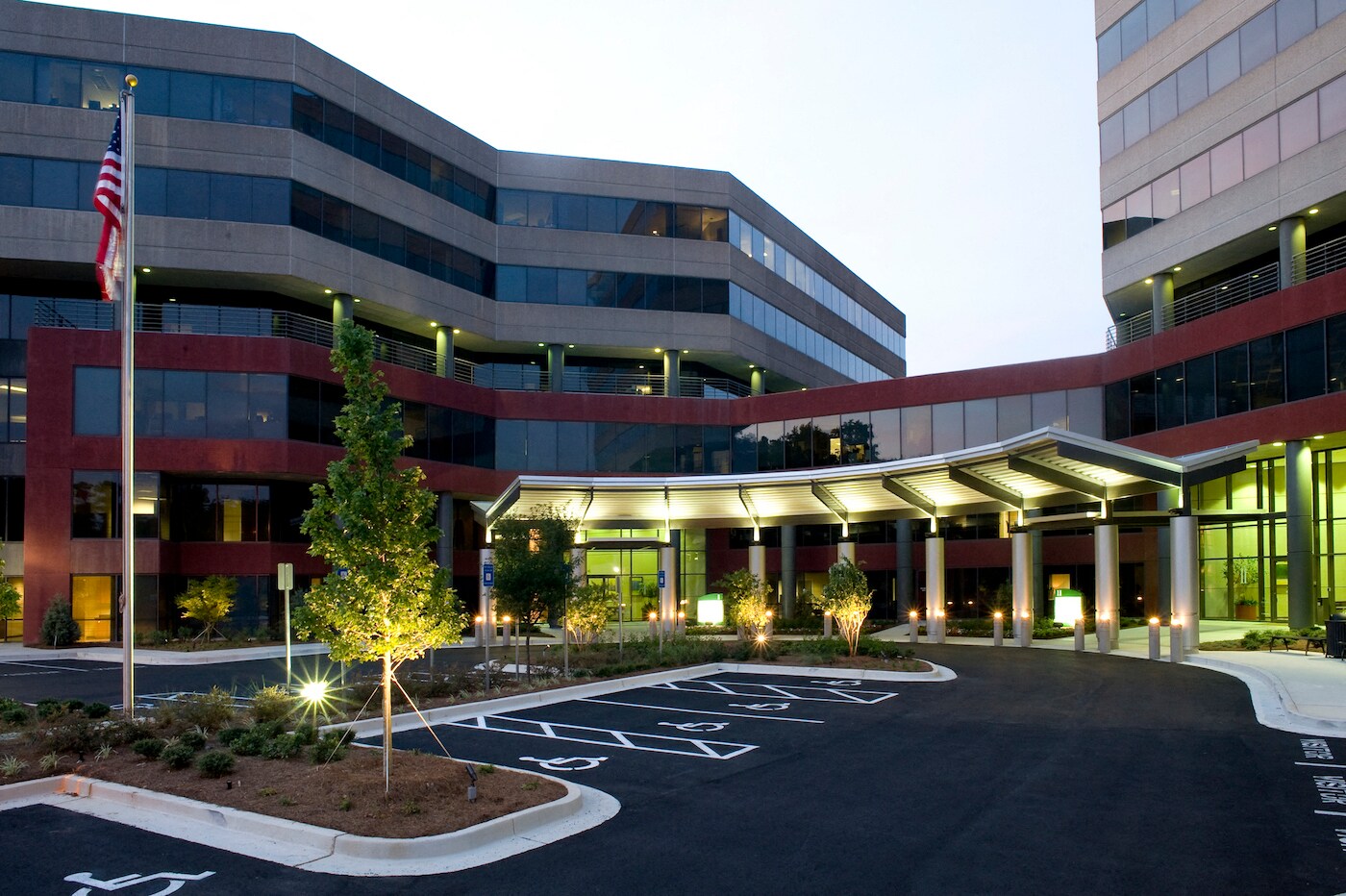 1100 Johnson Ferry Rd NE, Atlanta, GA à louer Photo principale- Image 1 de 8