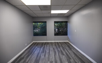 30077 Agoura Ct, Agoura Hills, CA à louer Photo intérieure- Image 2 de 7