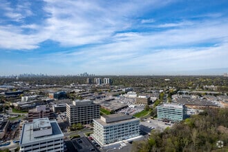 220 Duncan Mill Rd, Toronto, ON - AÉRIEN  Vue de la carte