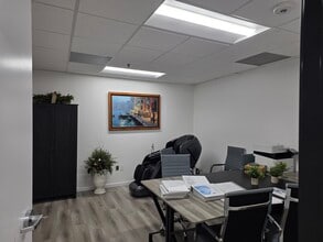 425 E Colorado St, Glendale, CA for lease Interior Photo- Image 1 of 13