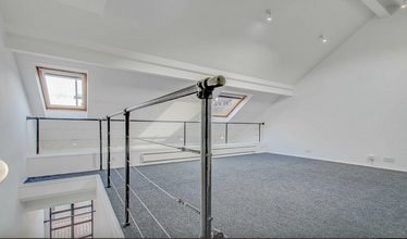 37 Westminster Bridge Rd, London for lease Interior Photo- Image 2 of 4