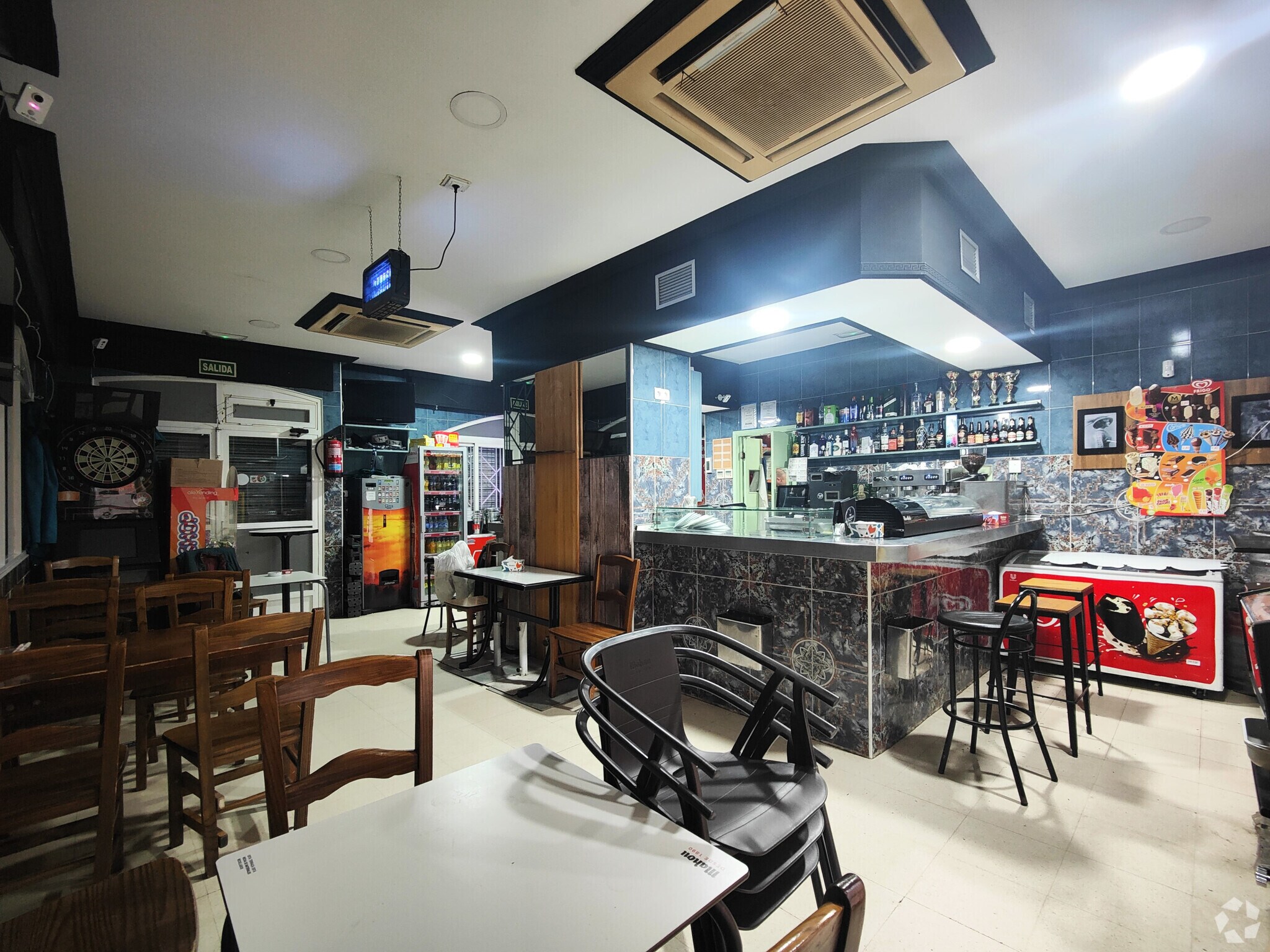 Multifamily in Madrid, Madrid for sale Interior Photo- Image 1 of 2