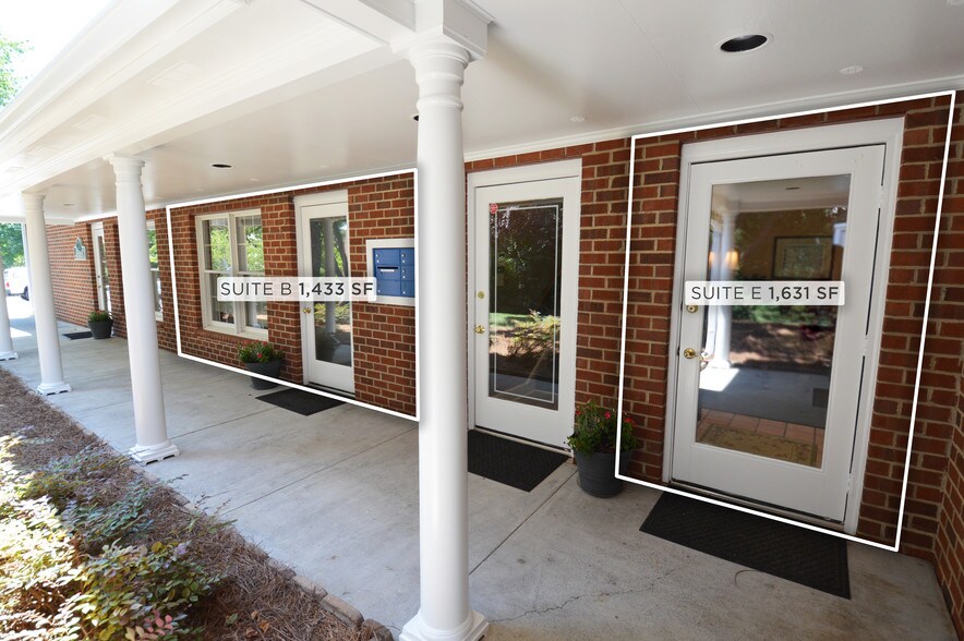 3809 Forrestgate Dr, Winston-Salem, NC à louer - Photo du bâtiment - Image 3 de 12