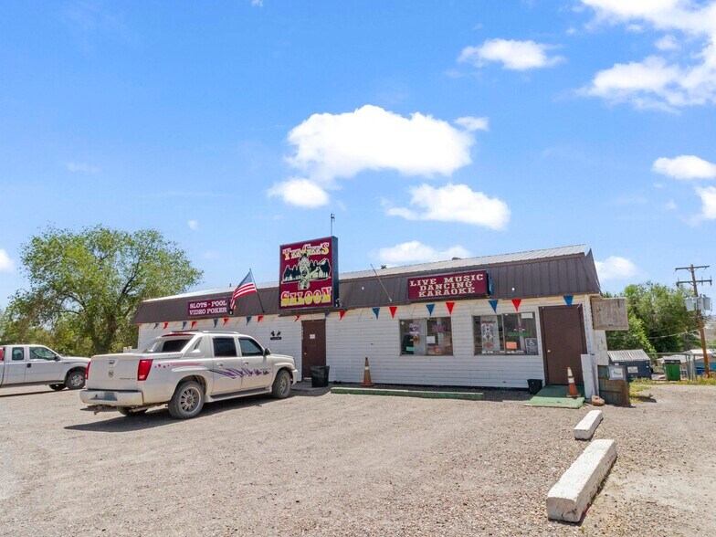 1015 Chestnut St, Carlin, NV à vendre - Photo du bâtiment - Image 1 de 36
