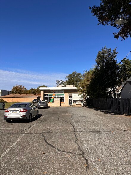 1120 Raritan Rd, Clark, NJ à louer - Photo du bâtiment - Image 3 de 5