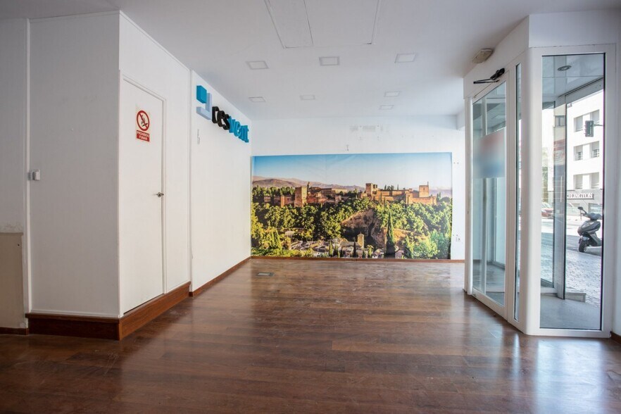 Calle Arabial, 75, Granada, Granada for sale - Interior Photo - Image 3 of 11
