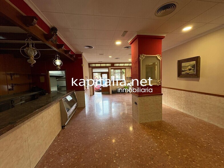 Carrer Humanista Lluís de Fenollet, 1, Xàtiva, Valencia for sale - Building Photo - Image 2 of 17