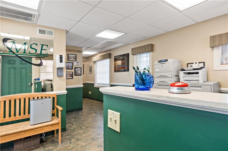 36 Oxford St, Providence, RI à vendre - Photo intérieure - Image 3 de 14