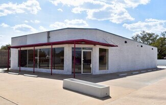 Plus de détails pour 1200 N Bridge St, Brady, TX - Commerce de détail à vendre